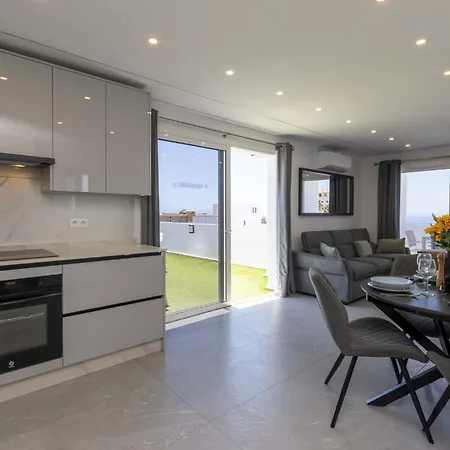 Sunset Bay 45 - Two Bed Apartament